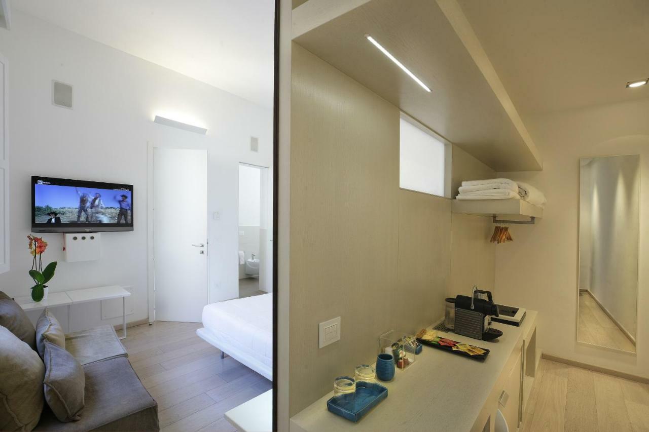 Santacroce Luxury